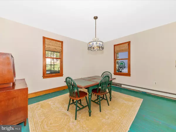 Brunswick, MD 21716,709 E A ST E
