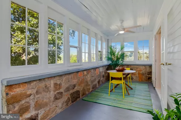 Marshall, VA 20115,9781 CONDE RD