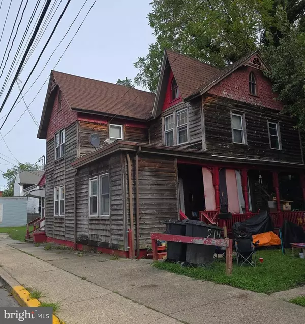 Dover, DE 19904,214 W DIVISION ST