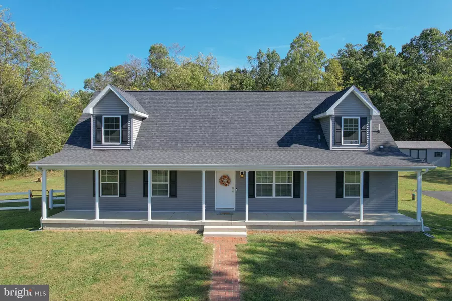 2056 ROPP DR, Martinsburg, WV 25403