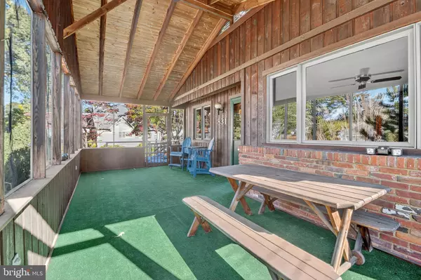 Arnold, MD 21012,831 MILL CREEK RD