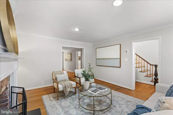 Leesburg, VA 20176,222 WIRT ST NW