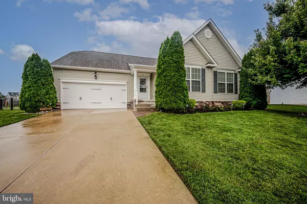 15 LIVE OAK DR, Smyrna, DE 19977