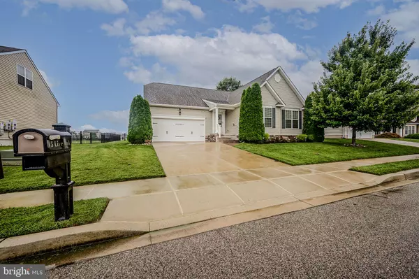 Smyrna, DE 19977,15 LIVE OAK DR