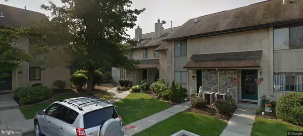 29 HAMPSHIRE DR, Plainsboro, NJ 08536