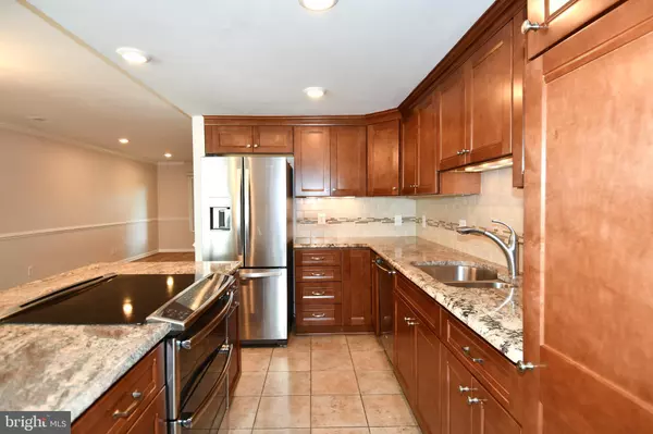 Silver Spring, MD 20906,3302 DENSMORE CT #204-B