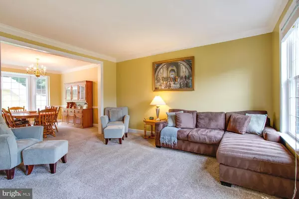 Triangle, VA 22172,3403 LOGSTONE DR