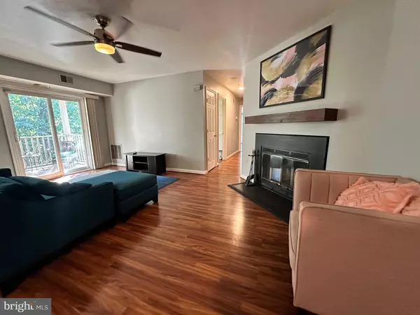 Oxon Hill, MD 20745,2061 ALICE AVE #2061-304