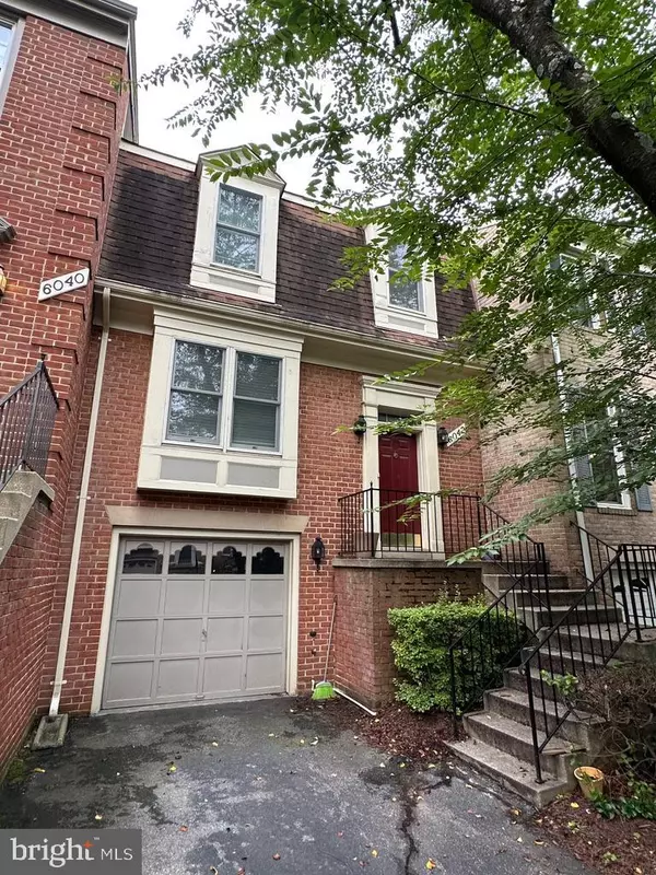 6042 LOGANWOOD DR, Rockville, MD 20852