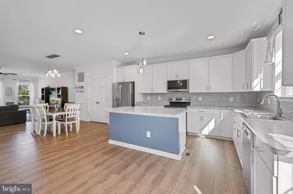 Purcellville, VA 20132,604 SAVILE ROW TER