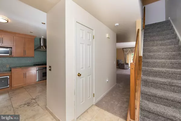 West Deptford, NJ 08086,177 FREDERIC CT