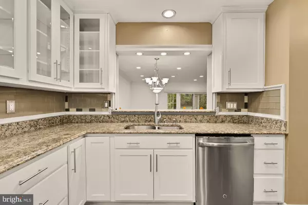 Laurel, MD 20708,9204 OREGOLD CT