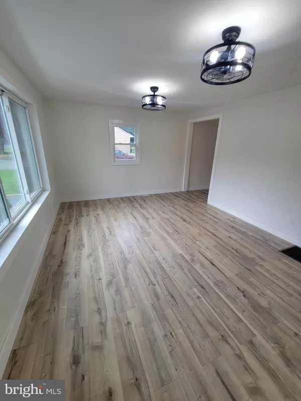 Bridgeton, NJ 08302,38 ROSELAWN AVE