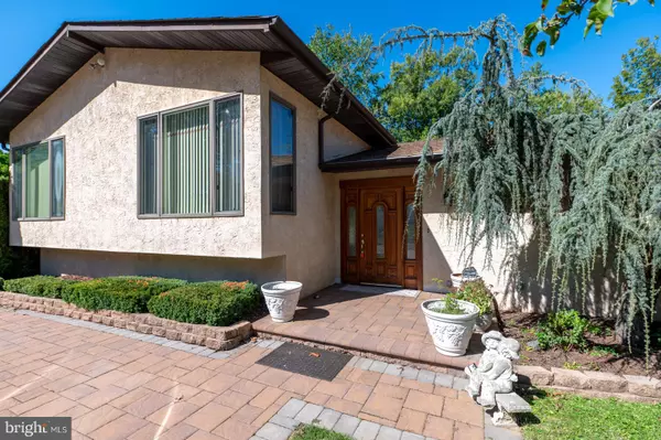 Willow Grove, PA 19090,1558 ROBINSON AVE