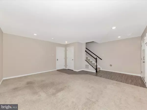 Frederick, MD 21703,7027 FREEDOM WAY