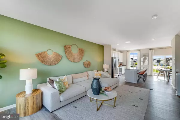 Ranson, WV 25438,1344 RED CLOVER LN