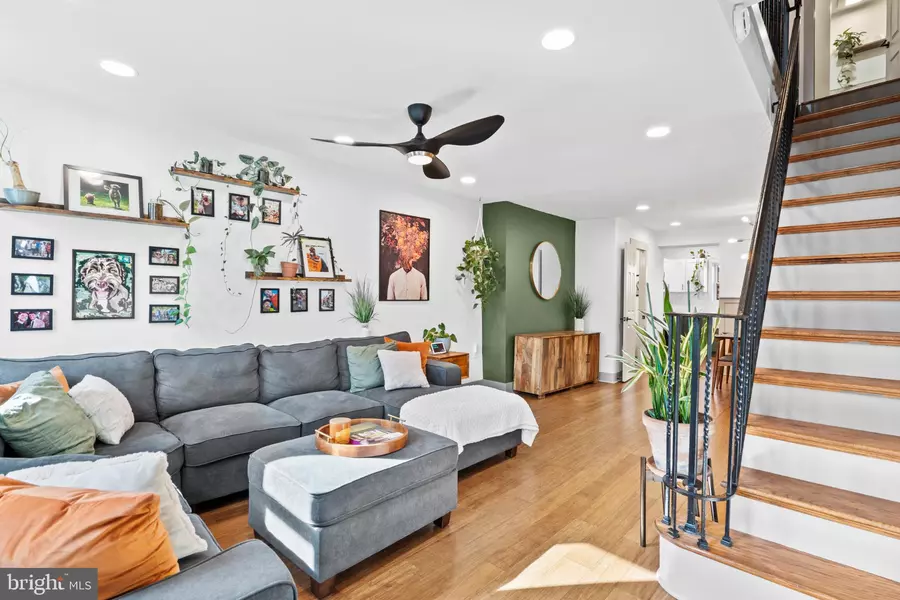 411 PIERCE, Philadelphia, PA 19148