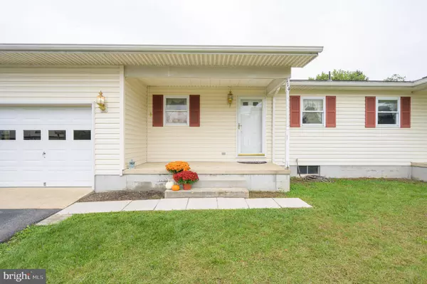 Inwood, WV 25428,114 MYSTICAL WAY