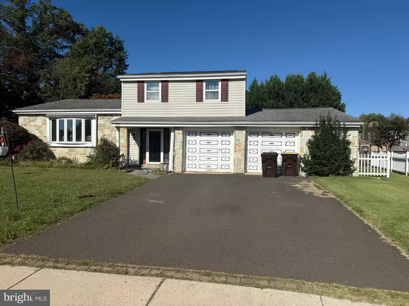 3280 FAIRWAY RD, Bensalem, PA 19020