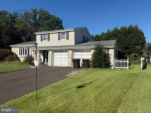 Bensalem, PA 19020,3280 FAIRWAY RD
