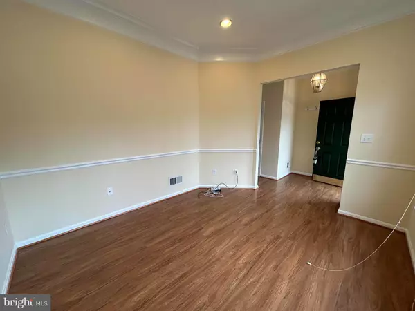 Chantilly, VA 20152,43559 MINK MEADOWS ST