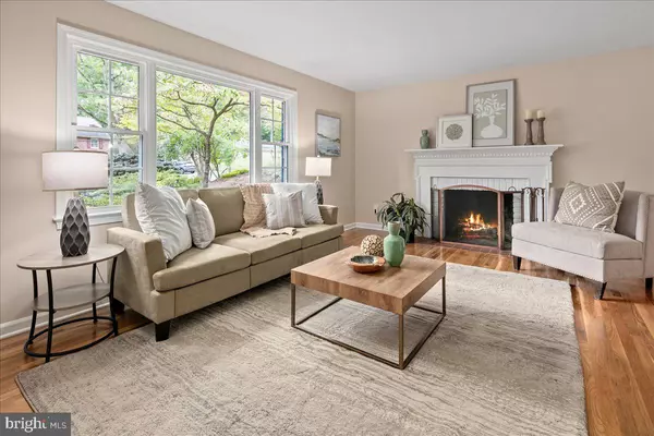 Annandale, VA 22003,5025 KINGSTON DR