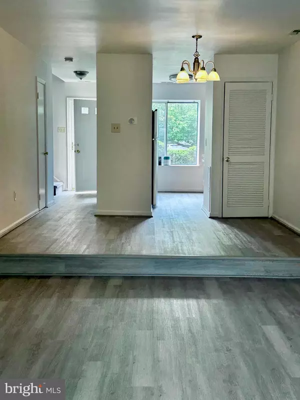 East Windsor, NJ 08520,102 TEAL CT