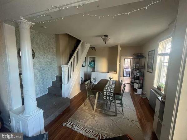 Philadelphia, PA 19147,949 S 3RD ST #2ND FL