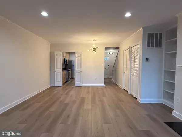 Washington, DC 20009,1632 NW BEEKMAN PL NW #B