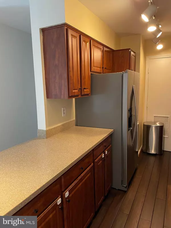 Springfield, VA 22152,5800-E TORINGTON DR #836