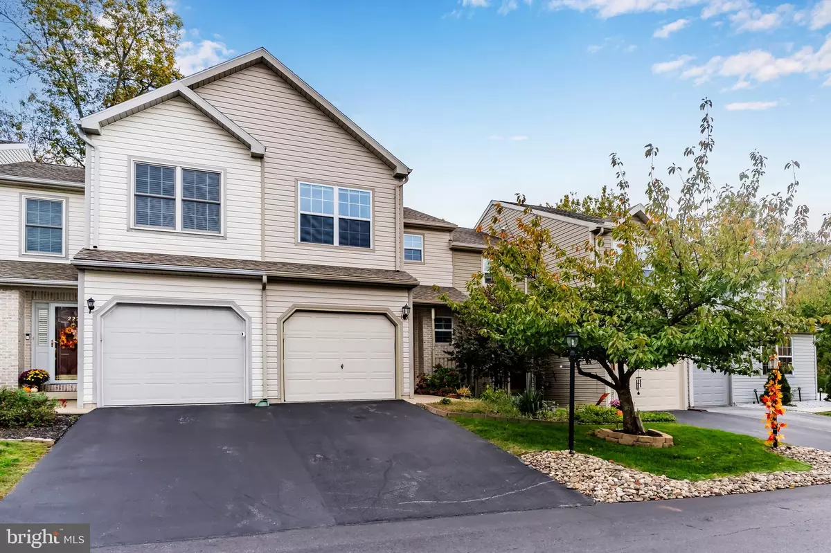 Harrisburg, PA 17110,224 FOREST OAK LN