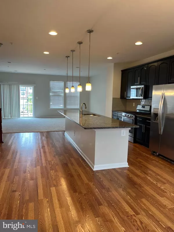 Elkridge, MD 21075,7936 QUIDDITCH LN