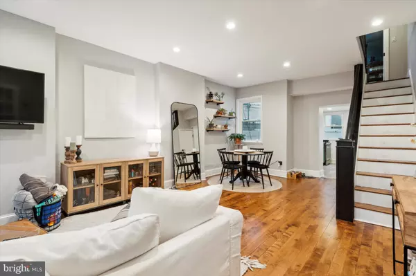 Philadelphia, PA 19130,883 PERKIOMEN ST