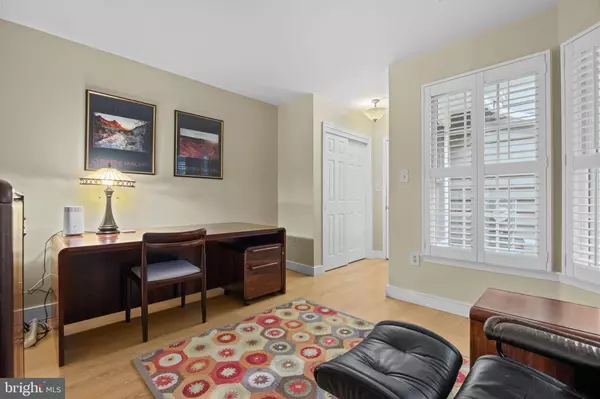 Princeton, NJ 08540,12 CARAWAY CT