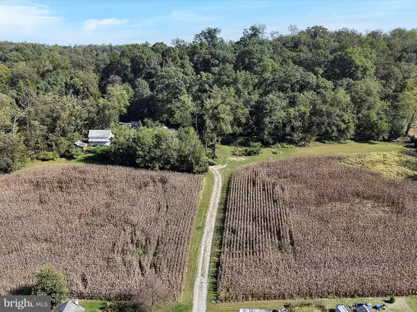 Bainbridge, PA 17502,2496 RIVER RD