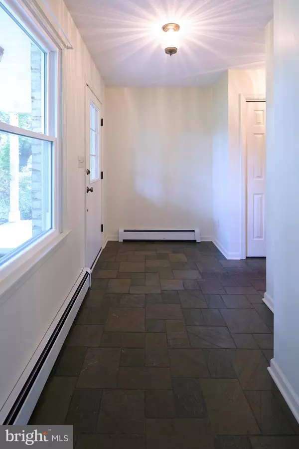 State College, PA 16801,1035 OAK RIDGE AVE