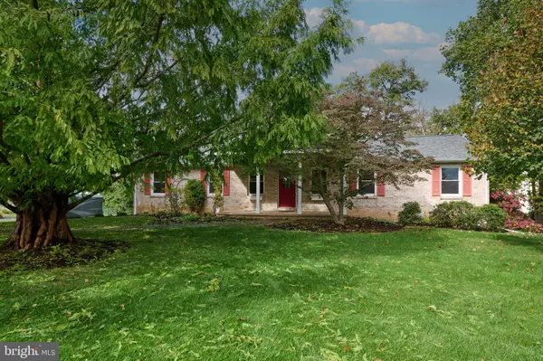 1035 OAK RIDGE AVE, State College, PA 16801