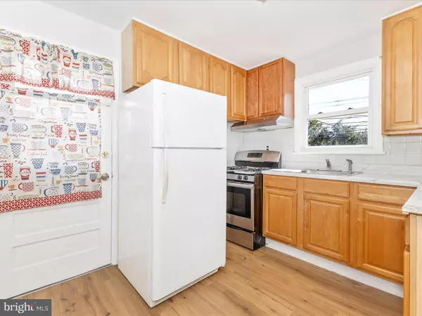 Lanham, MD 20706,9018 3RD ST