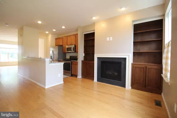 Woodbridge, VA 22192,12763 LOTTE DR