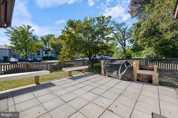 Sterling, VA 20164,110 SUGARLAND RUN DR