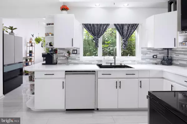 Belle Mead, NJ 08502,15 BEDLE ST