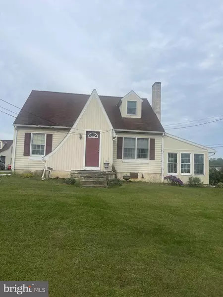 100 N GUTHRIESVILLE RD, Downingtown, PA 19335