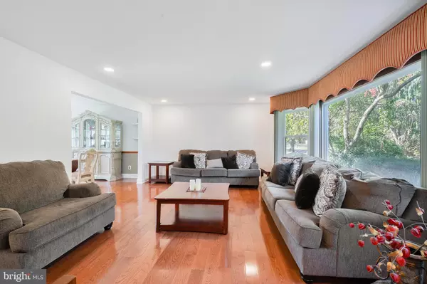 Dayton, NJ 08810,9 HAYPRESS RD