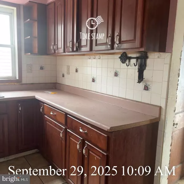 Pennsauken, NJ 08110,6861 CLARK AVE