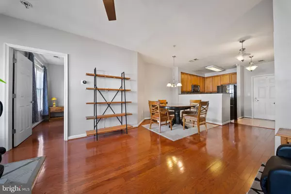 Arlington, VA 22204,801 S GREENBRIER ST #304