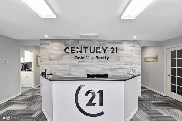 Dover, DE 19901,1665 S DUPONT HWY