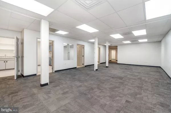 Mount Carmel, PA 17851,135 E 3RD ST