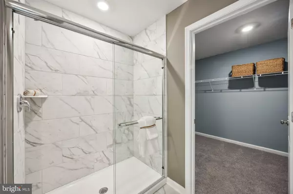 Staunton, VA 24401,40 AVONWOODS DR