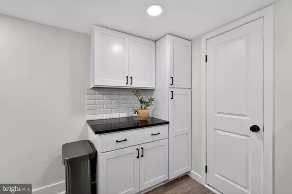 Philadelphia, PA 19146,529 S 17TH ST