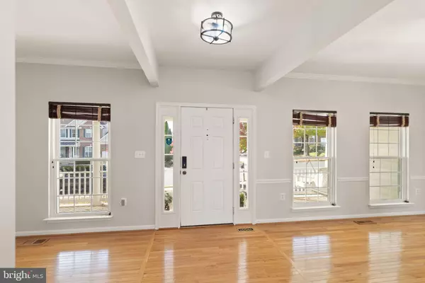 Leesburg, VA 20176,706 INVERMERE DR NE